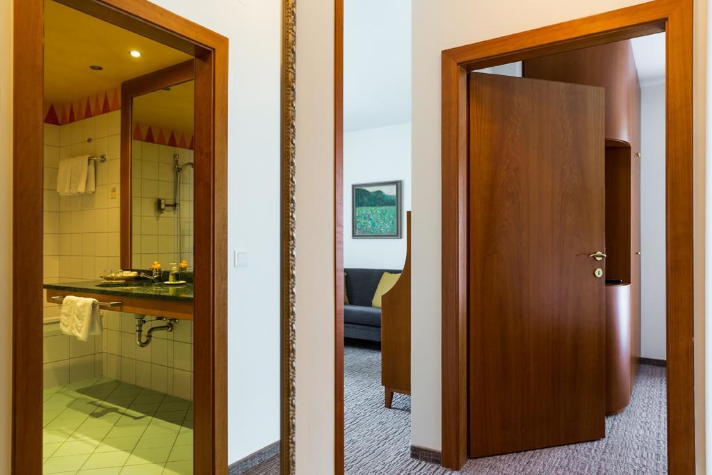 Hotel Goritschnigg Velden am Worthersee Ruang foto
